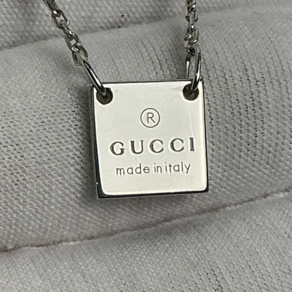 Authentic Gucci Square Plate Tag Pendant 925 Silver Necklace Signature Clasp - Picture 6 of 14